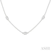 1 1/2 Ctw Emerald Cut Diamond Station Necklace in 14K White Gold